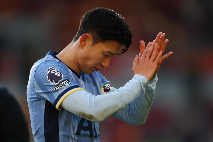 Son Heung-min phải ra đi như Kane