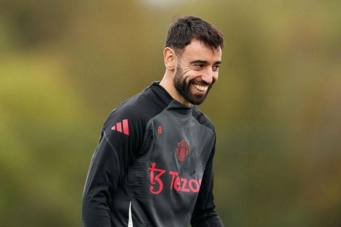 Nhận lời đề nghị từ đại gia Ả Rập Saudi, Bruno Fernandes sắp chia tay Man Utd?