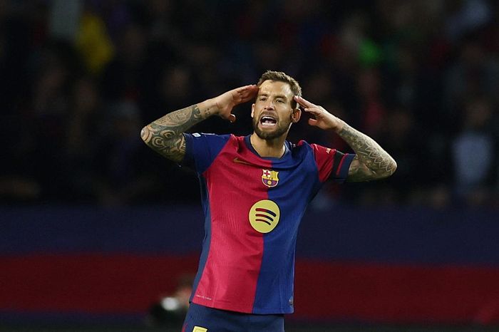 Sao Barca lý giải hành vi phản cảm với cầu thủ Inter