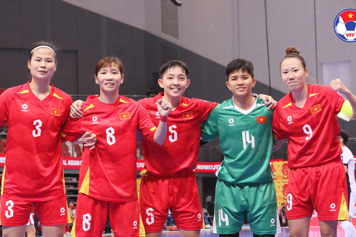 Tuyển futsal nữ Việt Nam khởi đầu thuận lợi tại giải châu Á