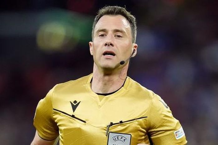 Trọng tài dính bê bối dàn xếp tỷ số bắt chính trận PSG - Arsenal