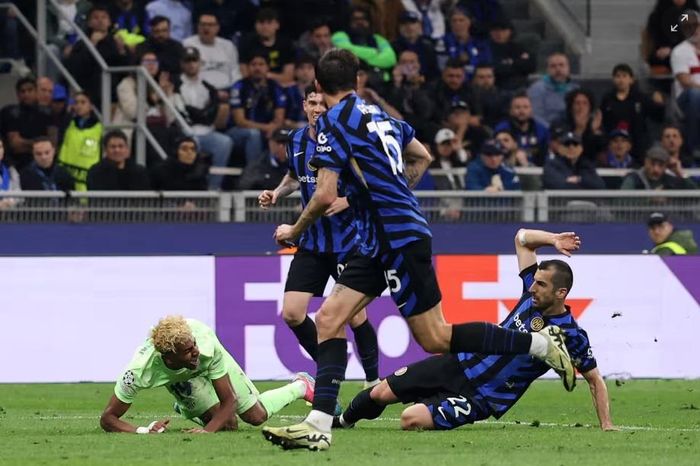 Kịch tính vượt qua Barcelona, Inter Milan giành vé vào chung kết Champions League