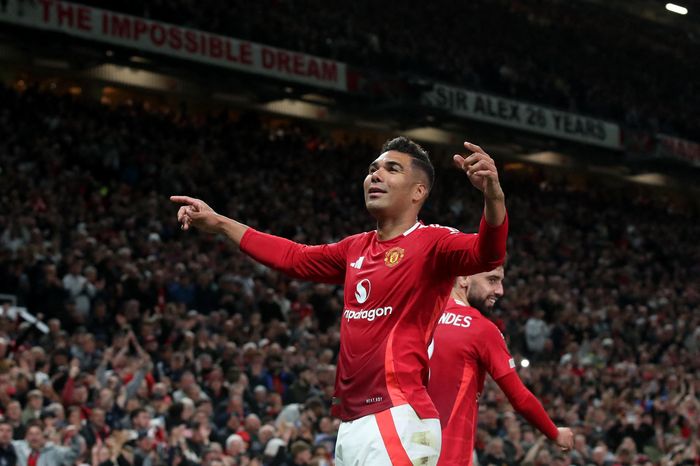 Bóng đá vẫn chưa rời bỏ Casemiro