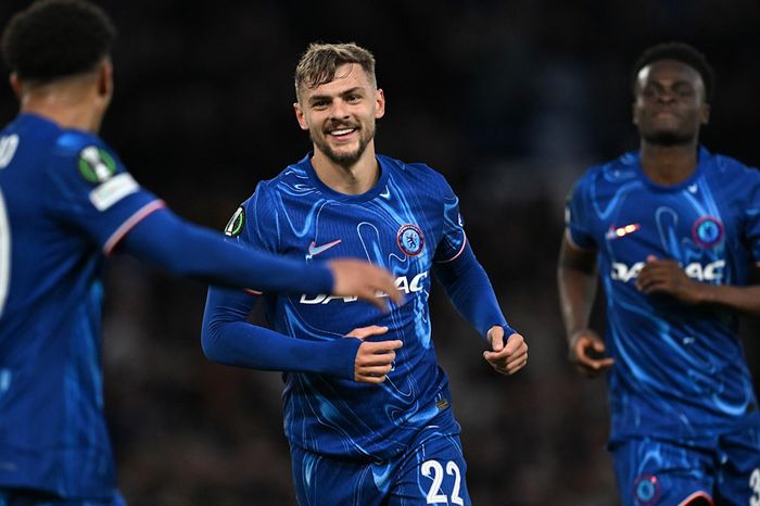 Chelsea đối đầu Real Betis tại chung kết Conference League