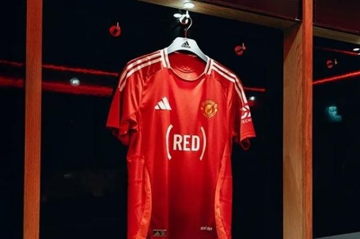 Man Utd sắp mặc mẫu áo thi đấu mới