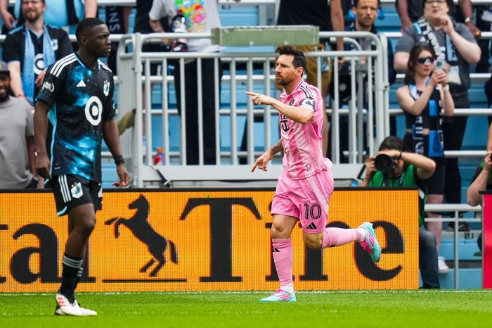 Messi ghi bàn trong ngày Inter Miami thua đậm