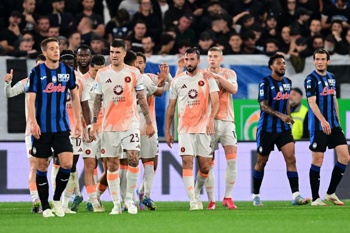 HLV Ranieri đứt mạch bất bại