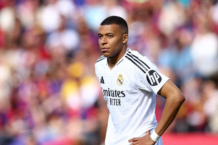 Mbappe đau đớn sau thất bại ở Siêu kinh điển