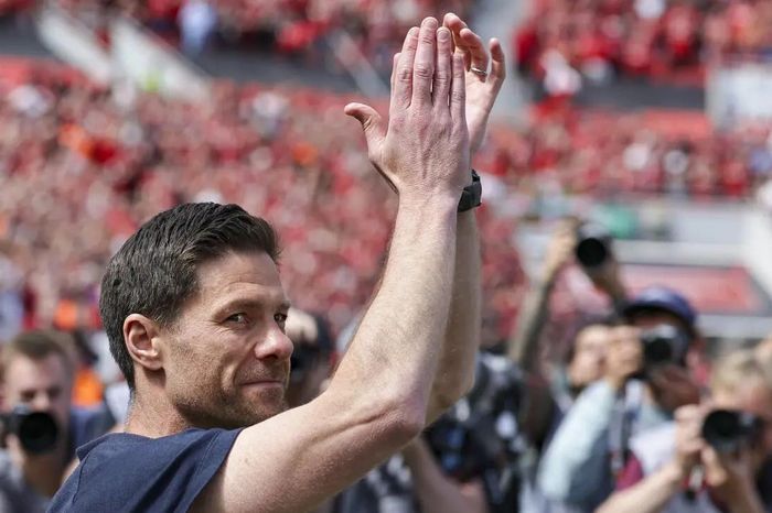 Xabi Alonso dẫn Real Madrid từ 1/6, có 3 'bom tấn'
