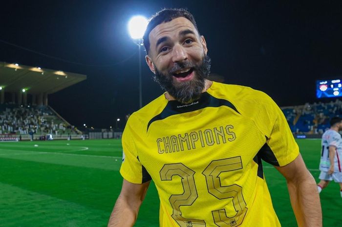 Benzema đảo ngược tình thế ở Saudi Arabia