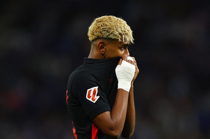 Yamal làm lu mờ Mbappe