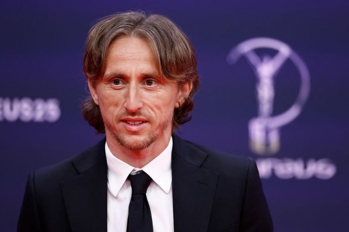 Modric gây áp lực cho HLV Alonso