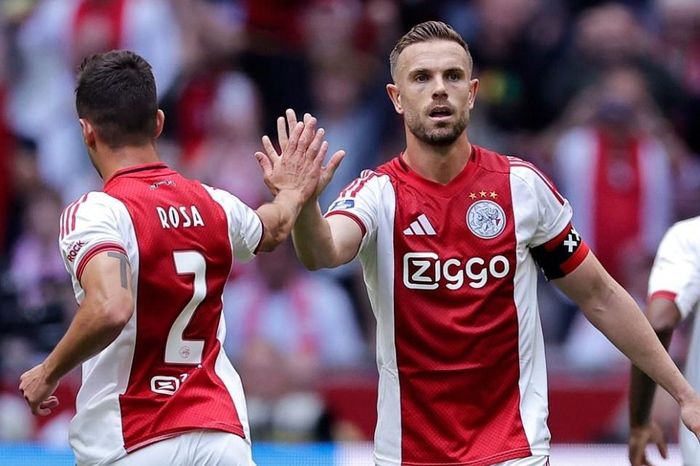 Ajax mất chức vô địch Hà Lan cay đắng