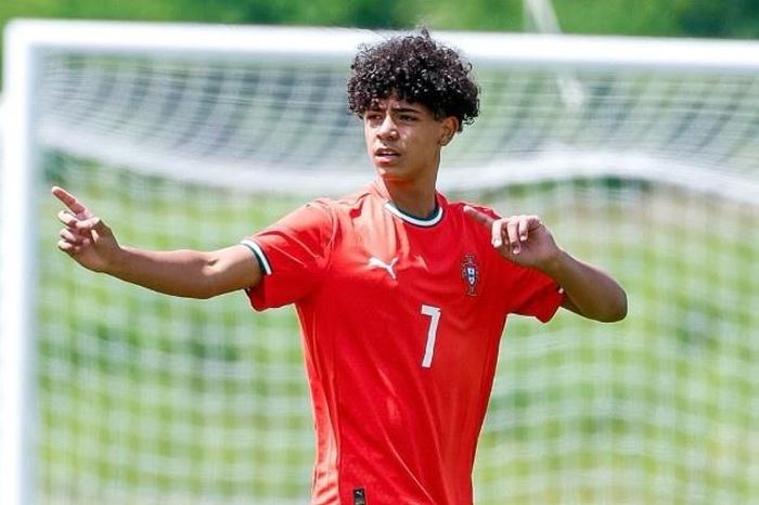 Con trai Ronaldo rực sáng ở chung kết giải quốc tế