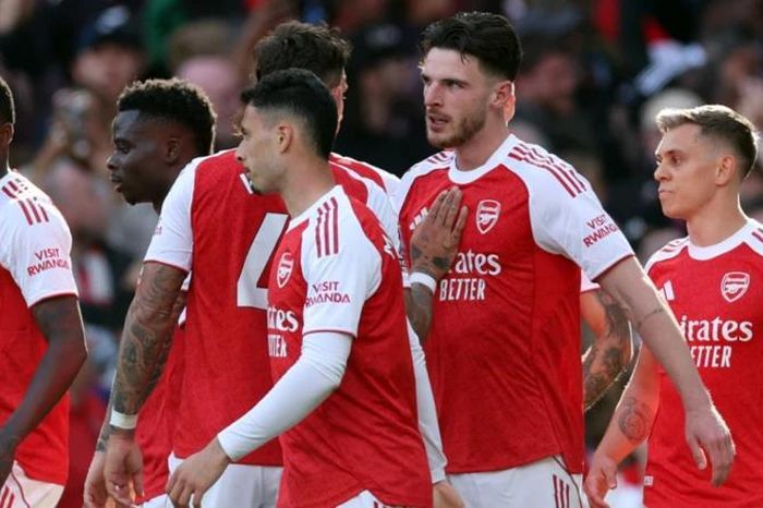 Arsenal giành vé Champions League, Newcastle tiến sát cột mốc lịch sử