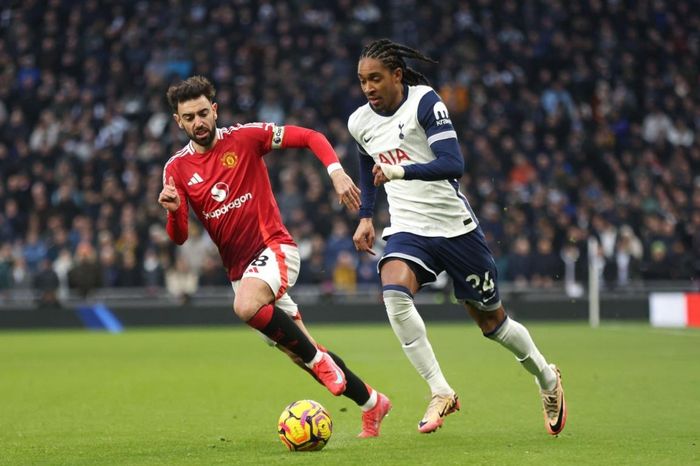 Lịch thi đấu và trực tiếp chung kết Cúp C2 châu Âu: MU tranh cúp với Tottenham