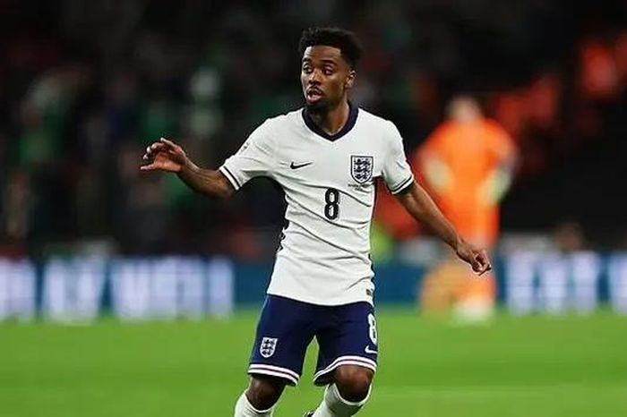 Angel Gomes xác nhận rời Lille