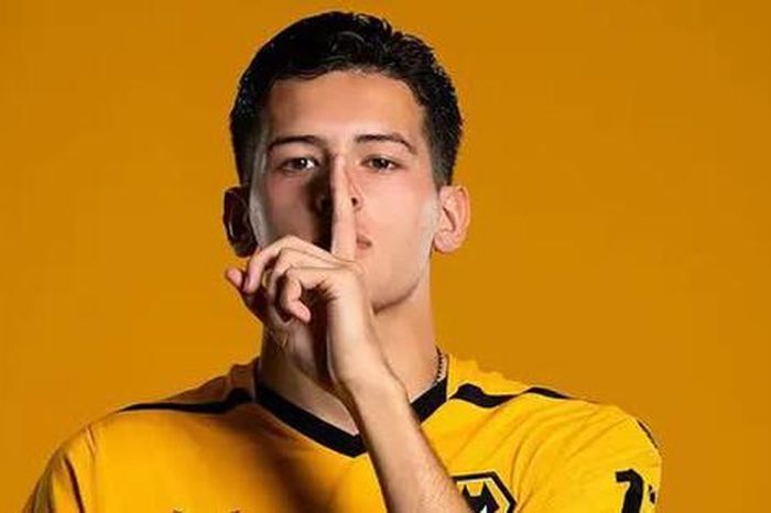 Tuyển thủ Indonesia được bầu là Cầu thủ U21 xuất sắc nhất mùa Wolverhampton
