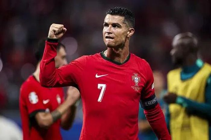 Cristiano Ronaldo vẫn tham dự bán kết Nations League