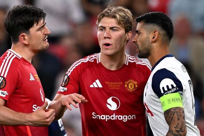 Tottenham 1-0 MU: Hojlund bỏ lỡ cơ hội