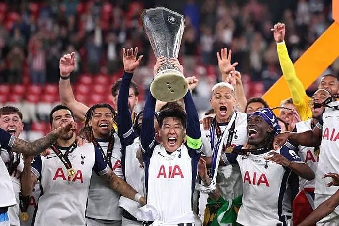 Tottenham vô địch Europa League, Son bật khóc vì danh hiệu đầu tiên ở châu Âu
