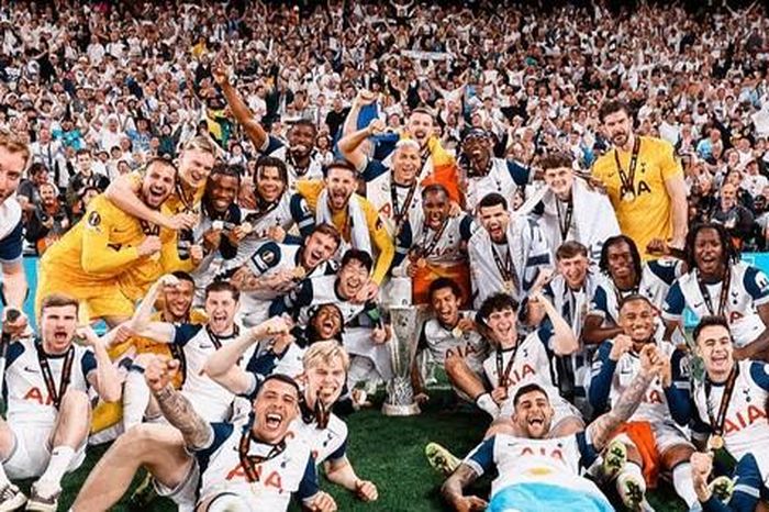 Tottenham đã thoát khỏi sự tầm thường, trở thành nhà vô địch Europa League như thế nào?