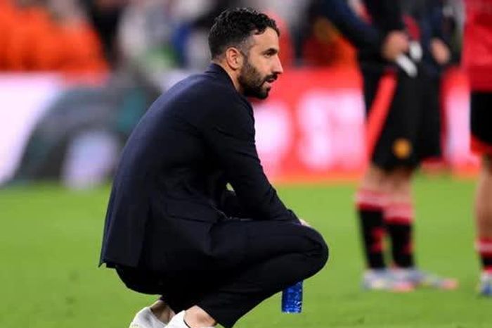 HLV Amorim úp mở chuyện từ chức sau chung kết Europa League, 'ghế nóng' ở Man Utd chuẩn bị đổi chủ?