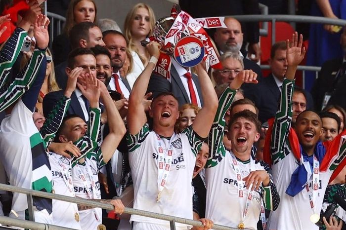 Sunderland trở lại Premier League và phần thưởng của cuộc cách mạng trẻ
