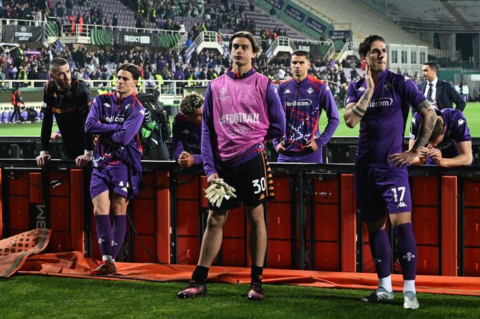 Zaniolo bị tố đấm 2 cầu thủ Roma