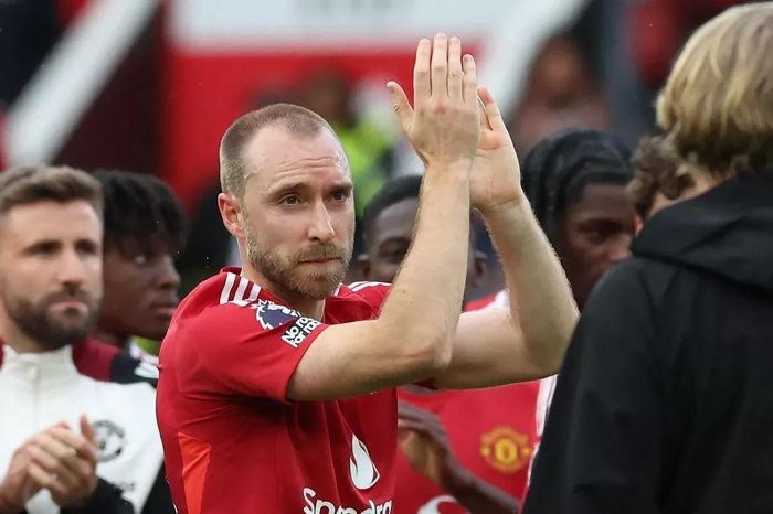 Eriksen tiết lộ cử chỉ hào phóng của Bruno Fernandes khi rời MU