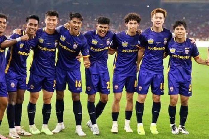 Mang đội hình triệu đô sang châu Á, MU vẫn thua đau ASEAN All-Stars