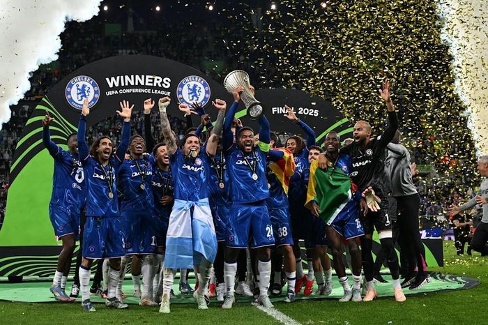 Vô địch Conference League, Chelsea có chiến thắng lịch sử