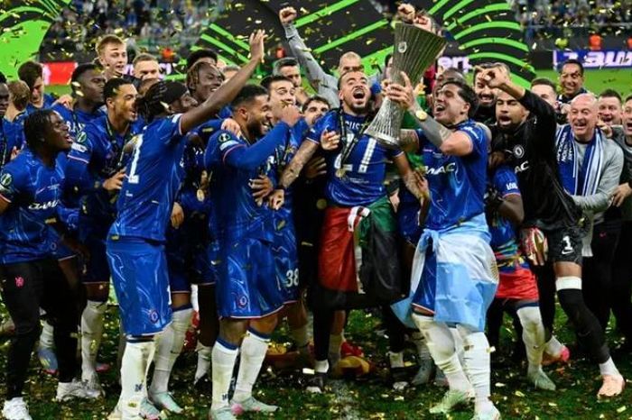 Ngược dòng ấn tượng, Chelsea đi vào lịch sử khi vô địch Conference League