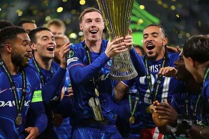 Chelsea hoàn tất bộ sưu tập danh hiệu Cúp châu Âu