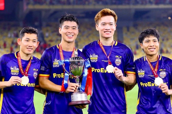 Nguyễn Hoàng Đức: Quá bất ngờ khi thắng Man Utd