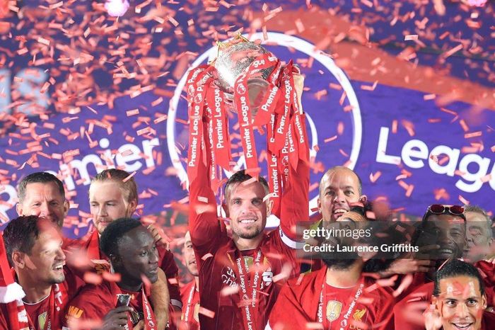 4 ngôi sao Liverpool ám chỉ có thể ra đi