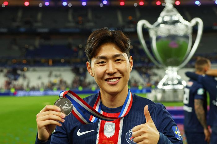 PSG hốt bạc trước thềm chung kết Champions League