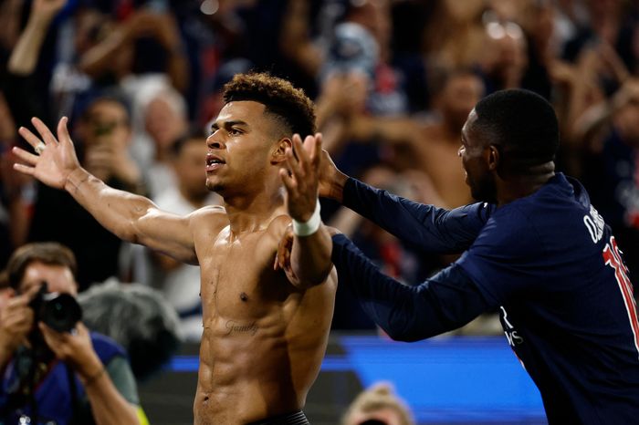 Hình ảnh gây sốt của Desire Doue ở chung kết Champions League