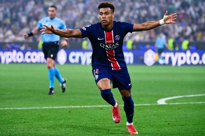 'Phù thủy' Desire Doue – ngôi sao mới của PSG lập kỷ lục lịch sử tại Champions League