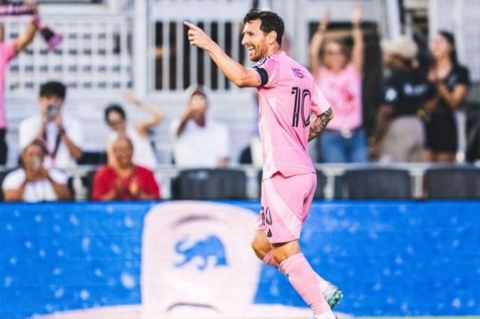 Messi thăng hoa rực rỡ, Inter Miami thắng kiểu 'bàn tay nhỏ'