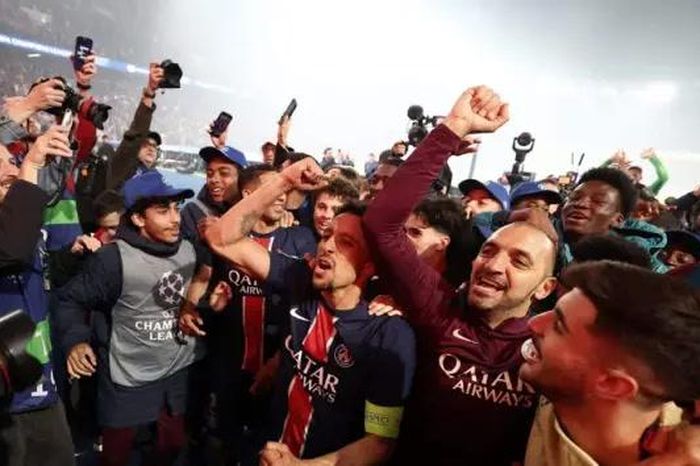 Thủ đô Paris mở hội sau chức vô địch của PSG