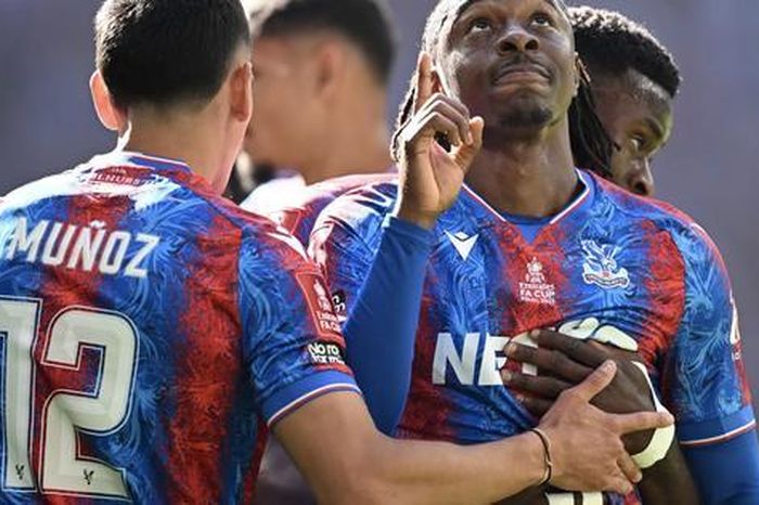 Vô địch FA Cup, Crystal Palace vẫn có nguy cơ không được dự Europa League