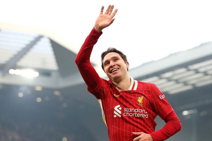 Chiesa muốn rời Liverpool