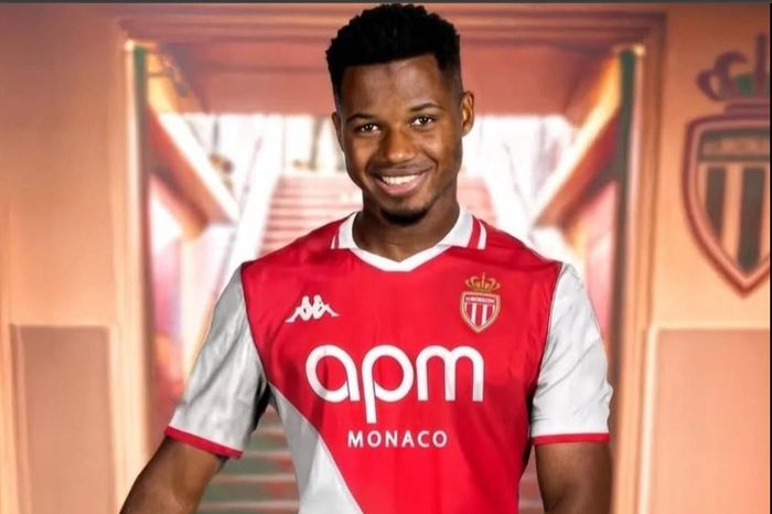 Barcelona chốt giá bán Fati