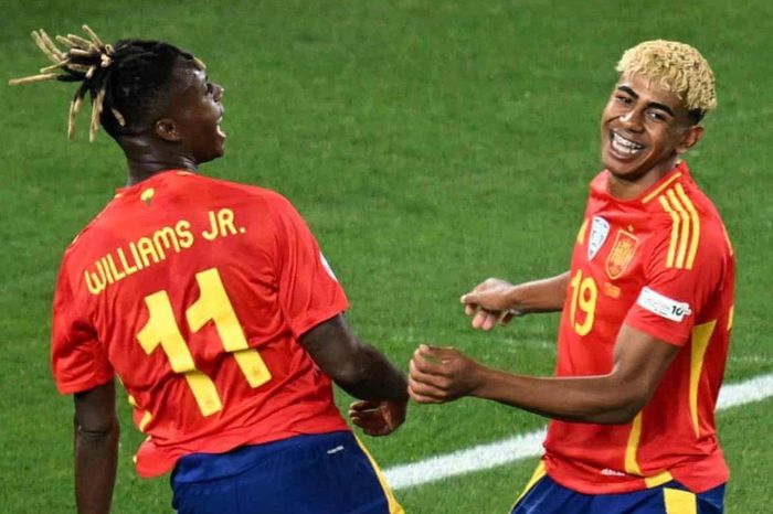 Tây Ban Nha vào chung kết Nations League sau bữa tiệc bàn thắng với Pháp