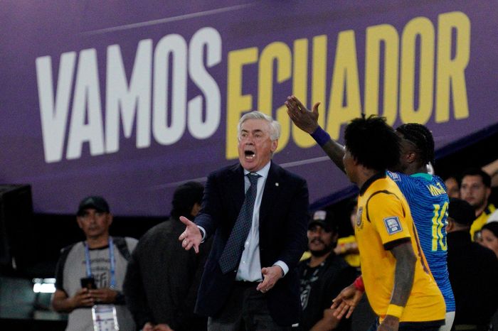 Brazil thiếu lửa, Ancelotti đau đầu