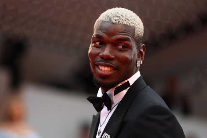 Lối thoát cho Pogba