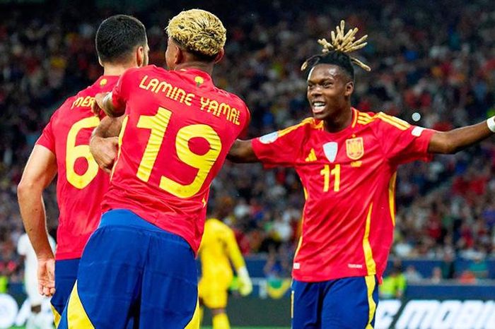 Yamal ghi cú đúp, Tây Ban Nha thắng Pháp trong trận cầu lịch sử của Nations League