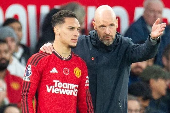Ten Hag ráo riết chuyển nhượng Antony, MU reo vui