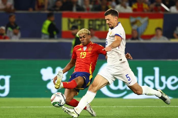 Yamal tỏa sáng, Tây Ban Nha vượt qua Pháp để tiến vào chung kết Nations League